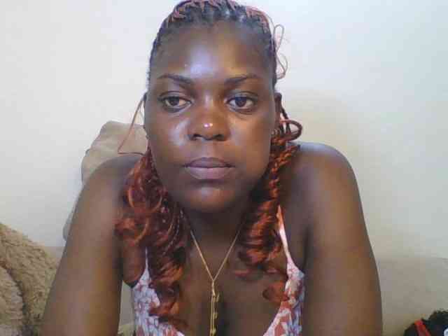 Sweetdarkskin webcam