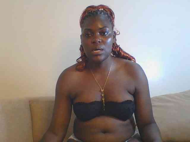 Sweetdarkskin webcam