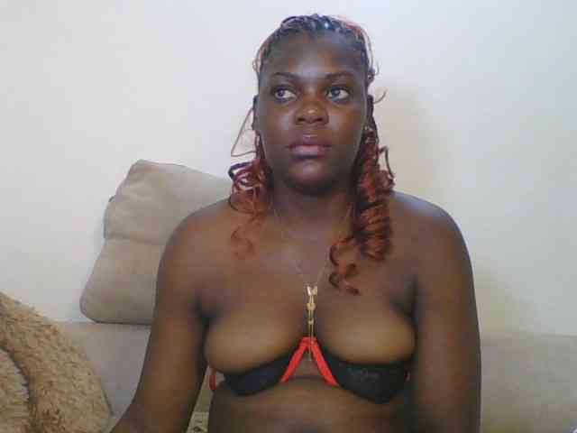 Sweetdarkskin webcam