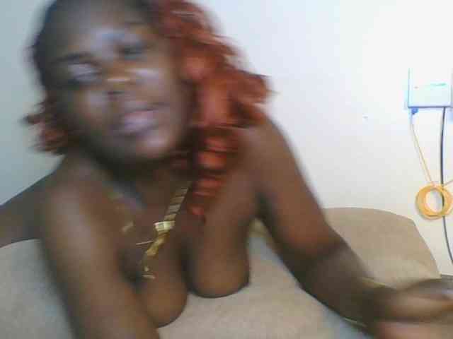 Sweetdarkskin webcam