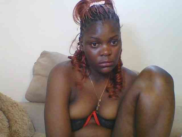 Sweetdarkskin webcam