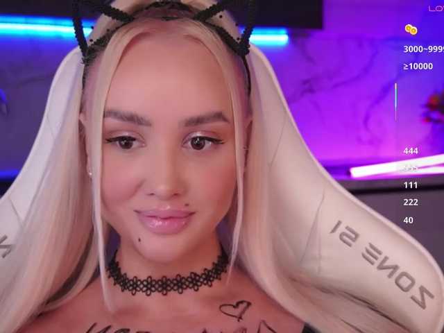 In-your-fucking-mind live webcam show