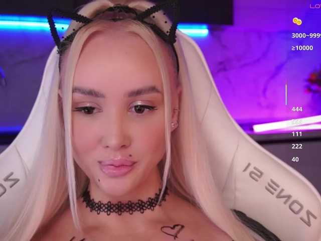 In-your-fucking-mind live webcam show