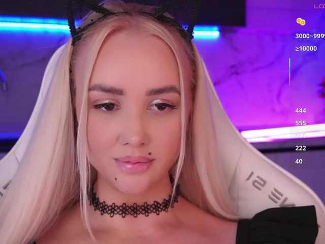 In-your-fucking-mind live webcam show