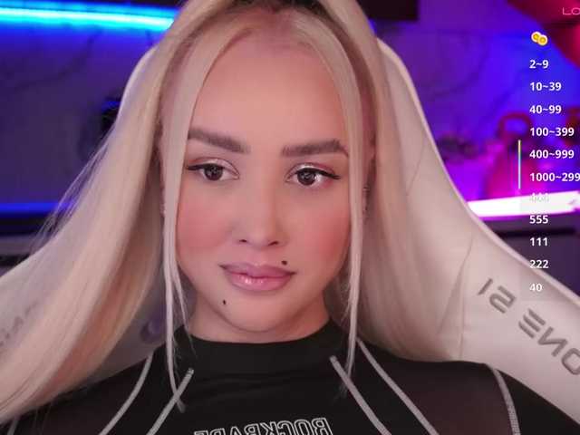 In-your-fucking-mind live cam preview
