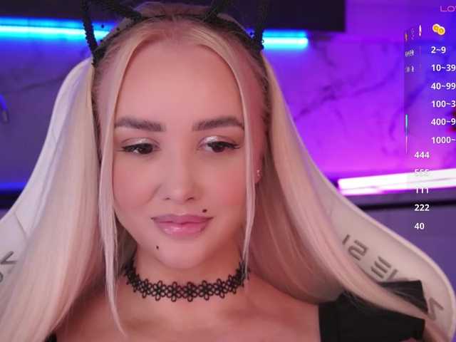 Sex chat gratuit in direct cu In-your-fucking-mind pe BongaCams
