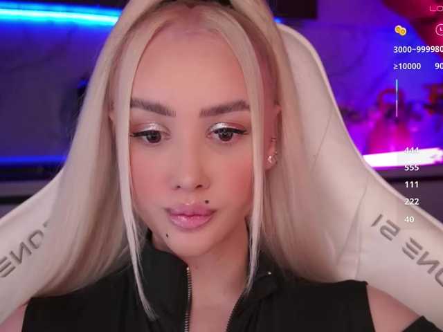 In-your-fucking-mind live cam preview