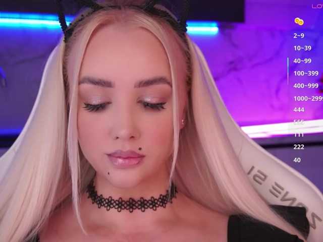 In-your-fucking-mind live webcam show