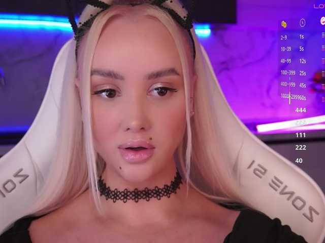 In-your-fucking-mind live cam