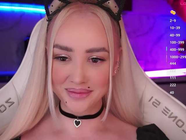 In-your-fucking-mind live cam preview