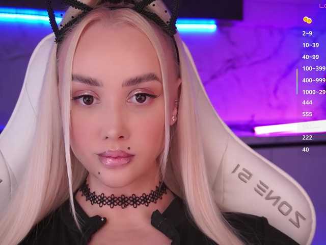 In-your-fucking-mind live cam