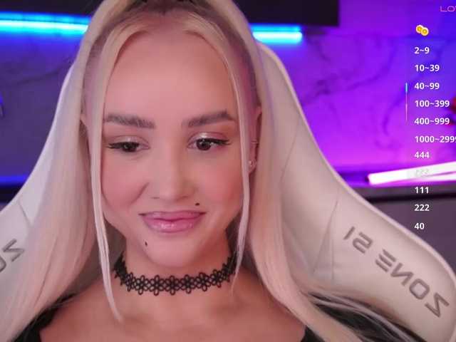 In-your-fucking-mind live cam