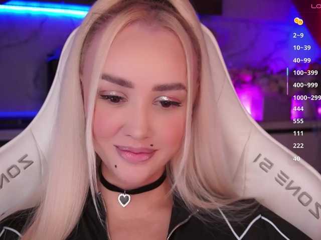 In-your-fucking-mind live cam preview