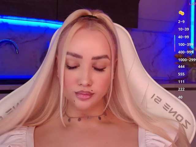In-your-fucking-mind live cam preview