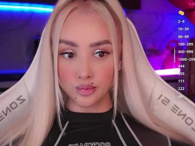 In-your-fucking-mind live cam