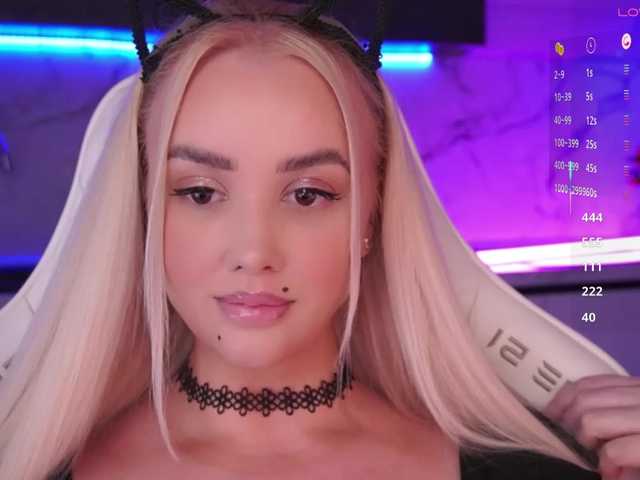 In-your-fucking-mind live webcam show