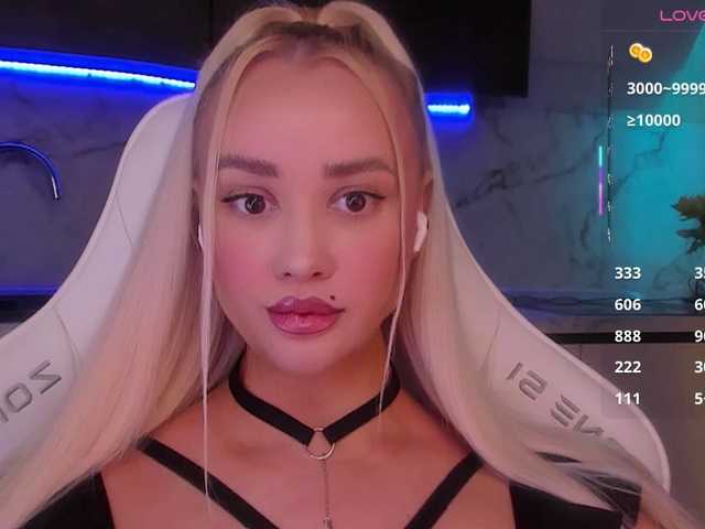 in-your-fucking-mind live sex show