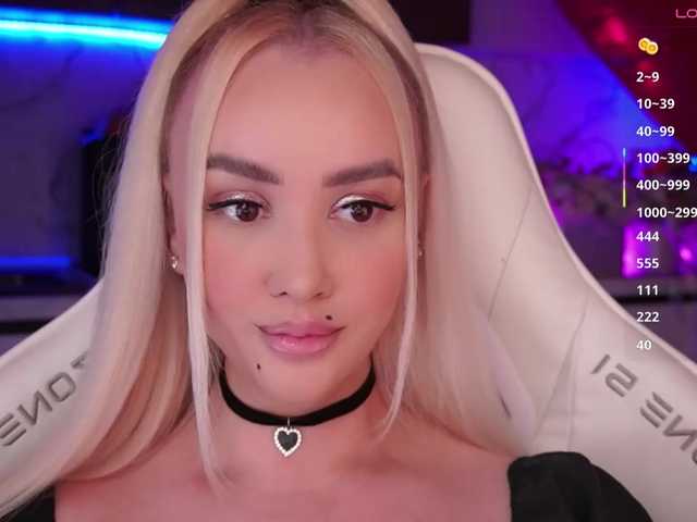 In-your-fucking-mind live cam preview