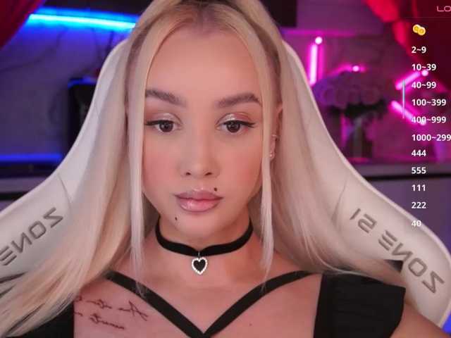 In-your-fucking-mind live cam preview
