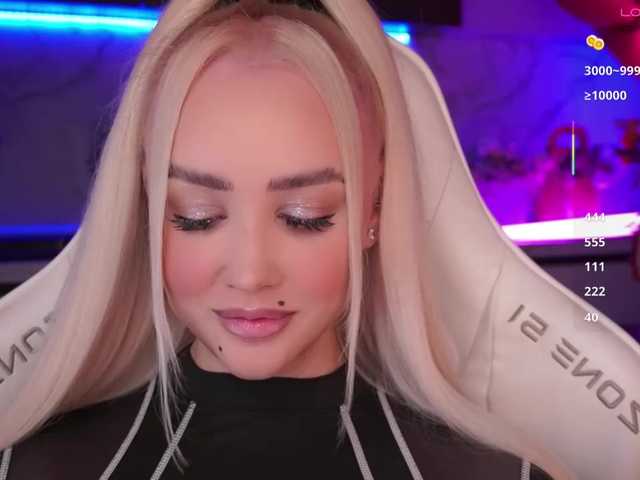 In-your-fucking-mind live cam preview