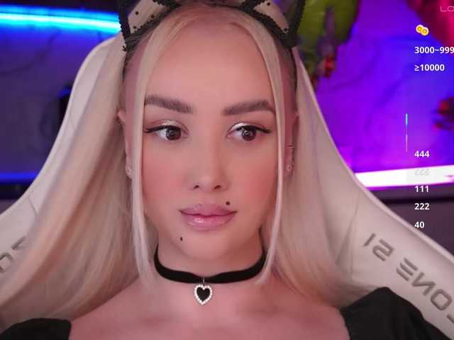 In-your-fucking-mind live cam preview
