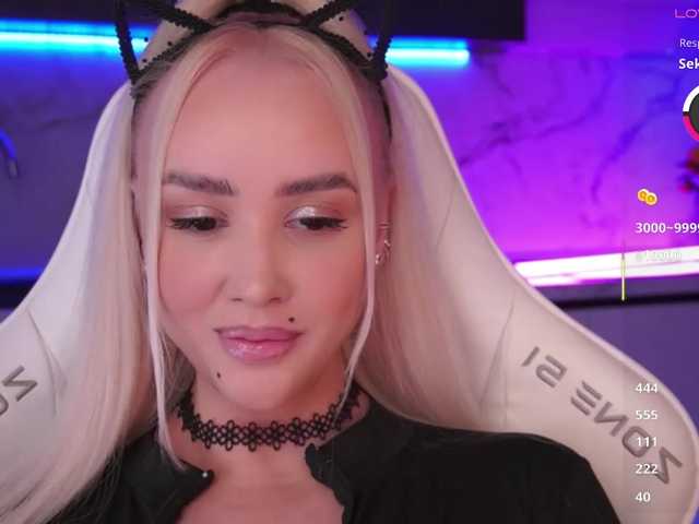 In-your-fucking-mind live webcam show