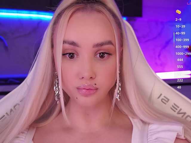 in-your-fucking-mind live sex show