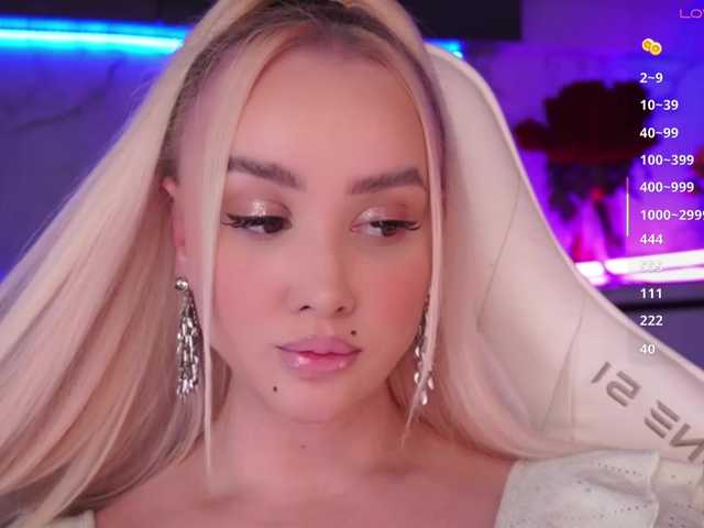 in-your-fucking-mind live sex show