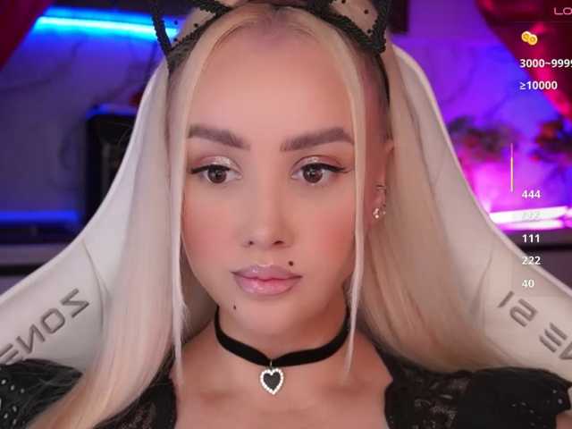 In-your-fucking-mind live cam preview