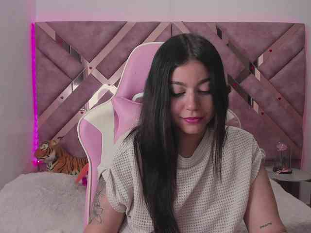 tigerbaby_ webcam
