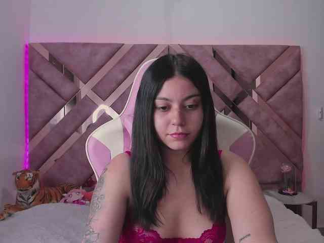 tigerbaby_ webcam