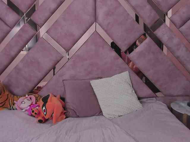 tigerbaby_ webcam