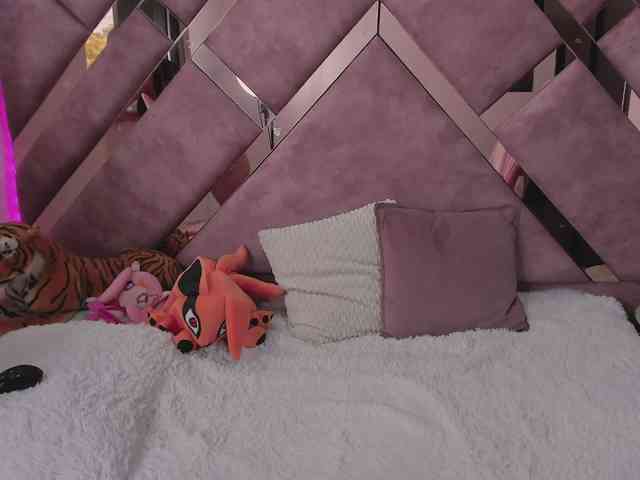 tigerbaby_ webcam