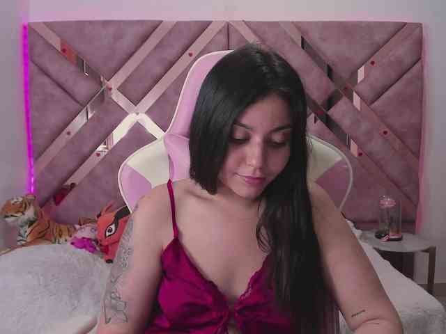 tigerbaby_ webcam