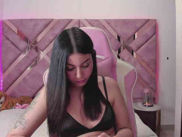 tigerbaby_ webcam