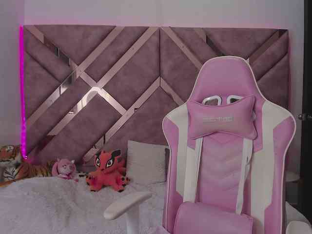 tigerbaby_ webcam