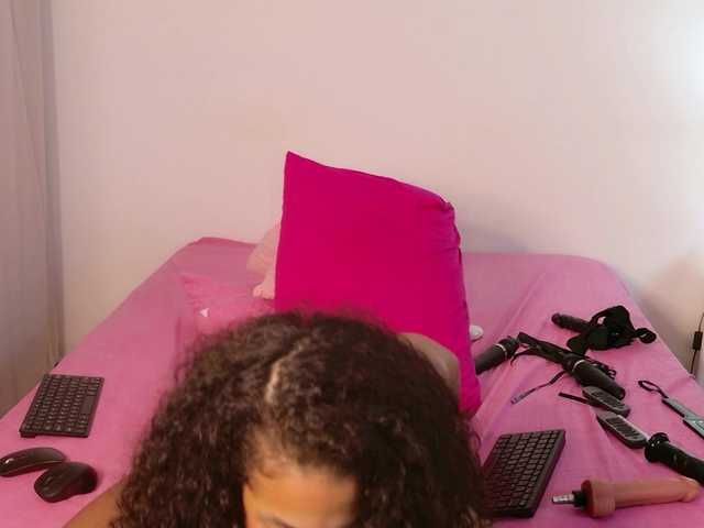 Krystal-Anderson live cam on BongaCams