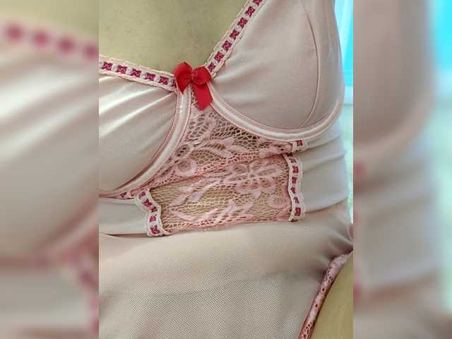 Bogina2's BongaCams show and profile