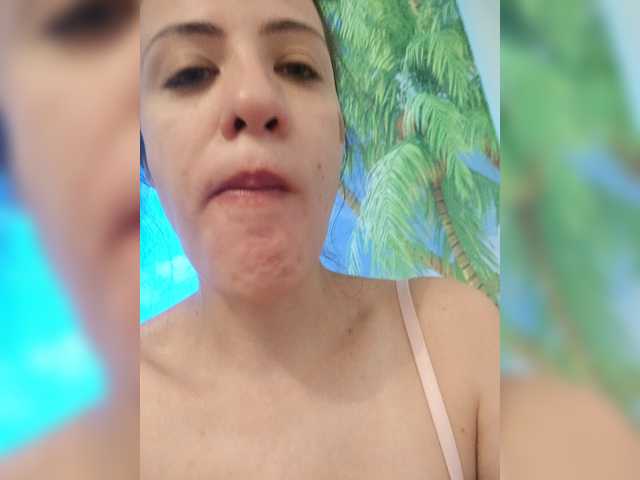 Bogina2 live cam on BongaCams