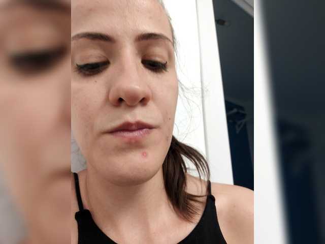 Bogina2 live webcam show