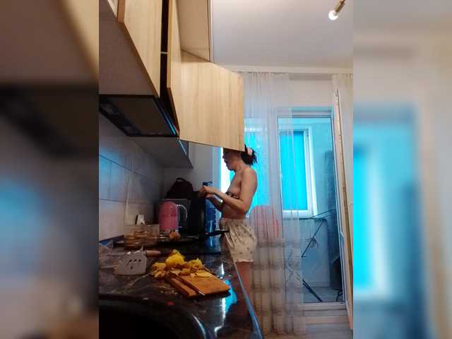 Bogina2's BongaCams show and profile