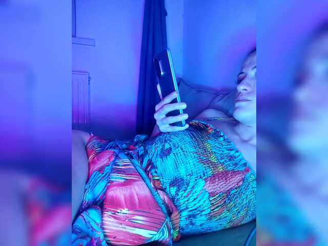 Bogina2 live cam on BongaCams