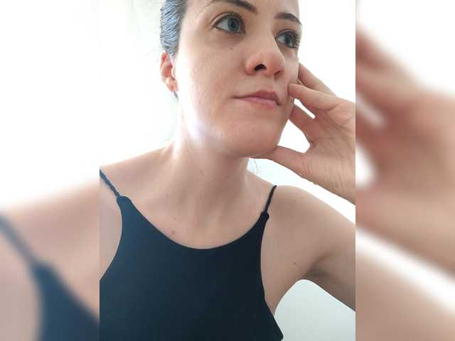 Bogina2 live cam on BongaCams