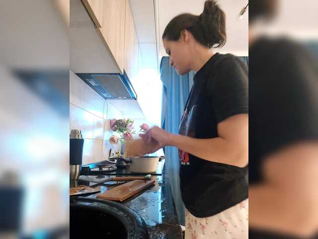 AngelDolores live cam preview