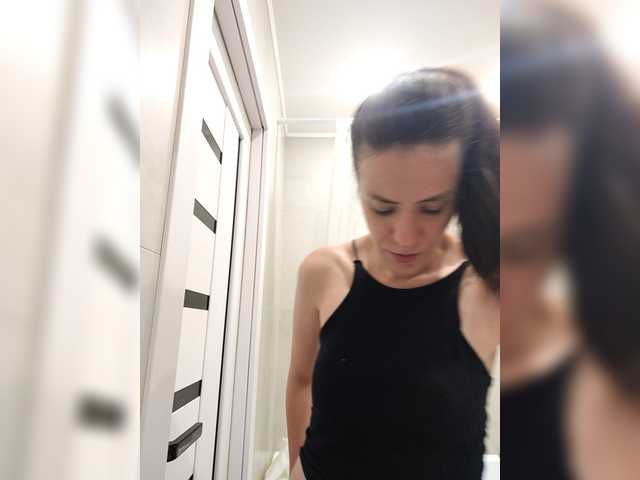 Bogina2 live webcam show