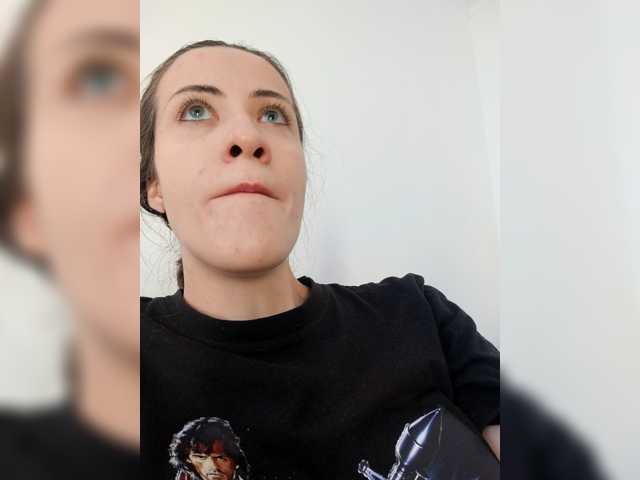 AngelDolores live cam preview