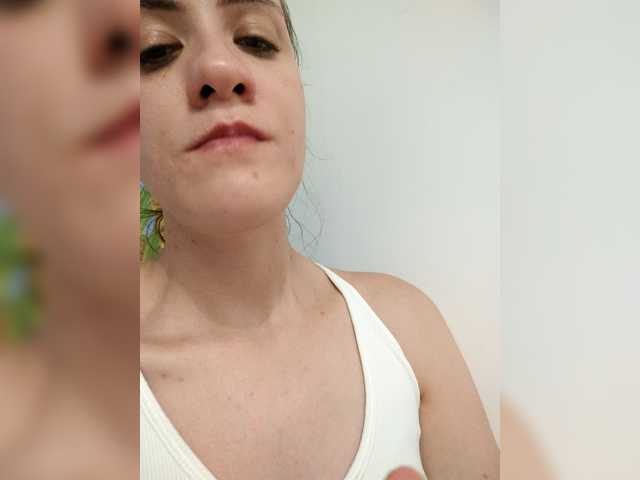 Bogina2 live cam on BongaCams