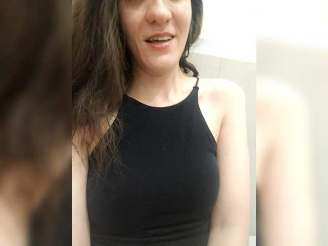Bogina2 live cam profile preview on bongacams