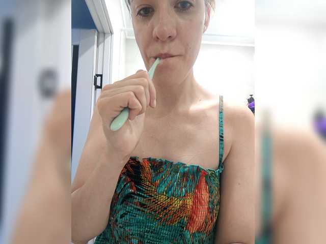 Bogina2 live webcam show