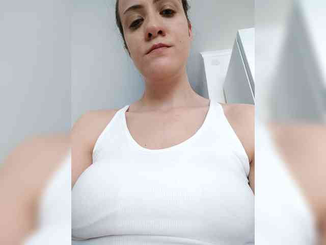 LuxeAngel webcam